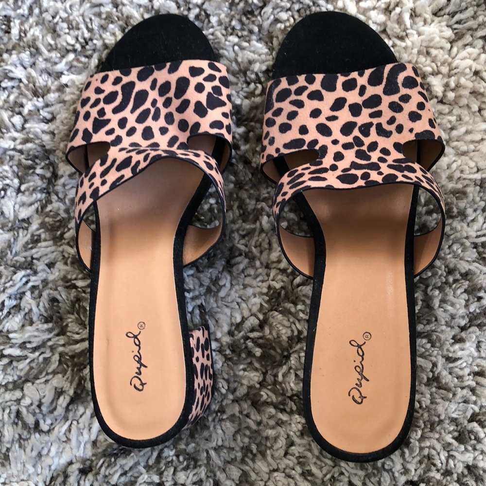 Cheetah Print Sandals With Block Heels, Size 9, Q… - image 2